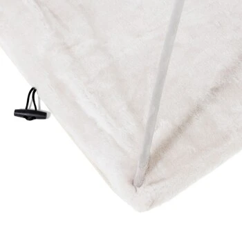 Trixie Kratzmatte mit Spielzeugen Mobile grau