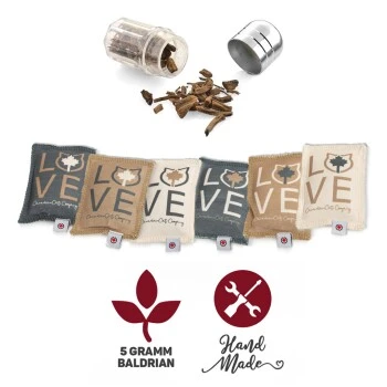 Canadian Cat Company Baldrian & Catnipspielzeug Katzenkissen LOVE, 6er Pack